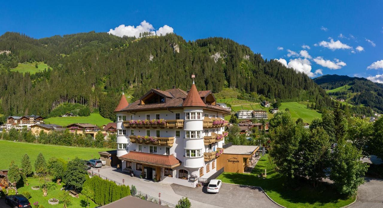 Hotel Bergzeit Grossarl Esterno foto